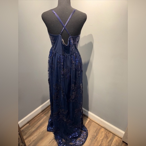 Evening Gown Navy Lace Shear Sequins Spaghetti Strap Deep V-Neck SzL Lined - Picture 3 of 12